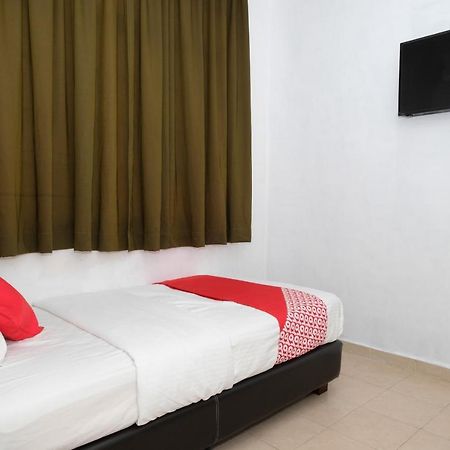 OYO 905 Hotel De'light Villa Kota Bharu Buitenkant foto