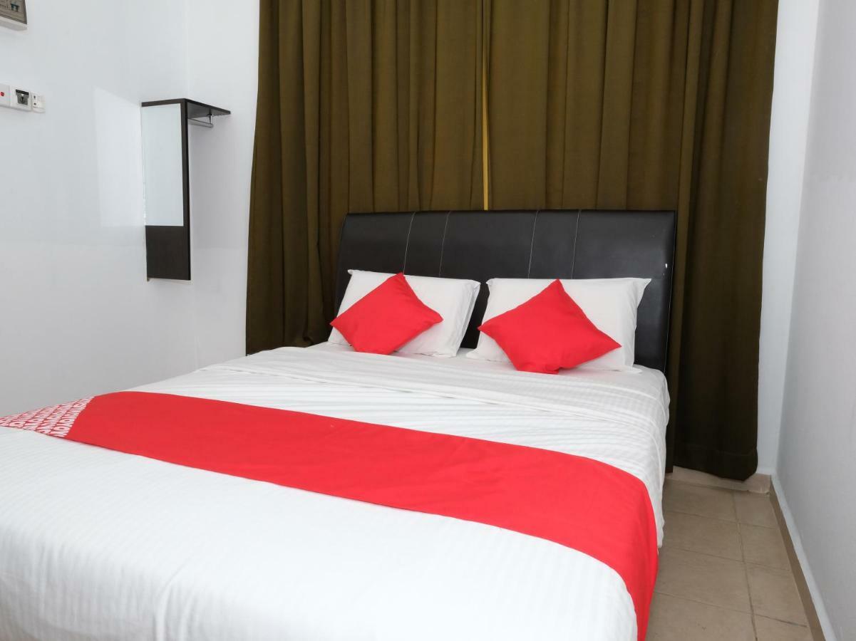 OYO 905 Hotel De'light Villa Kota Bharu Buitenkant foto
