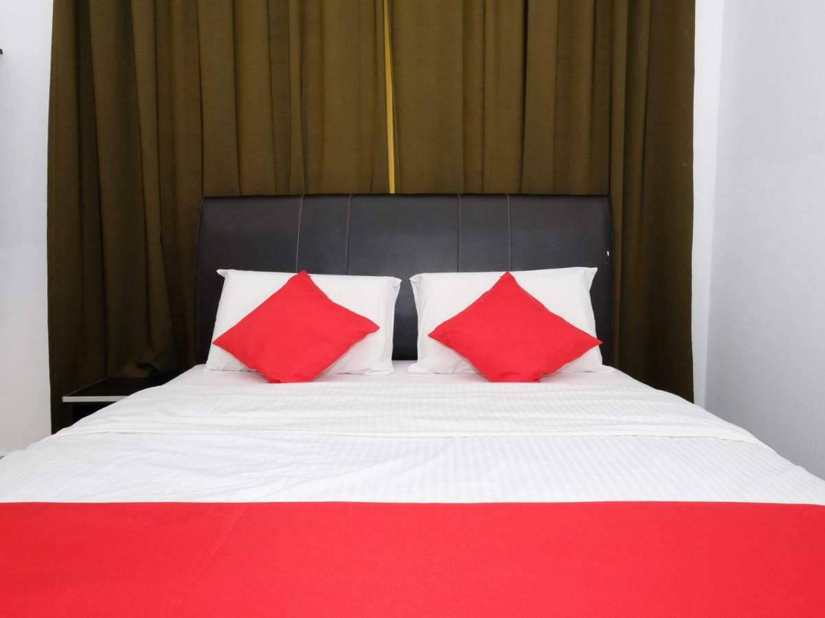 OYO 905 Hotel De'light Villa Kota Bharu Buitenkant foto