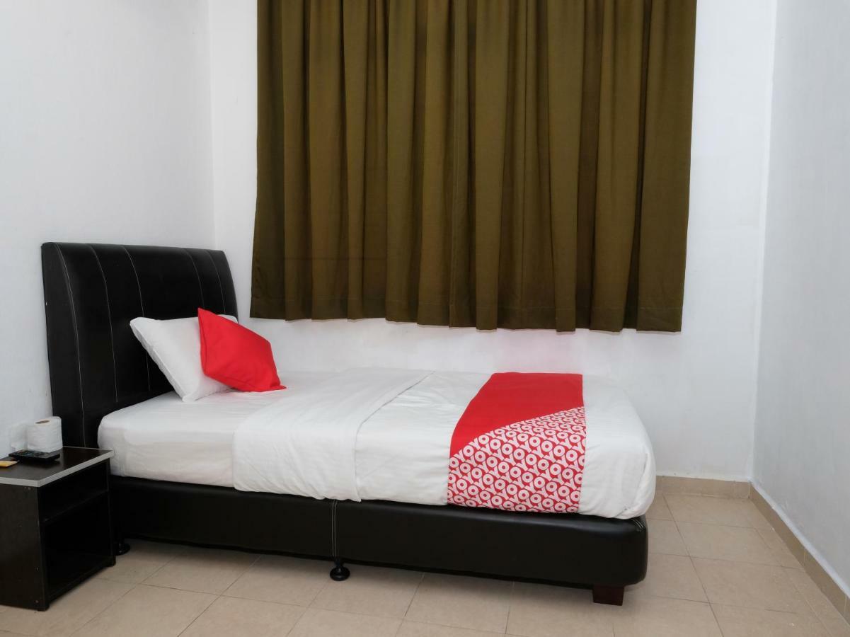 OYO 905 Hotel De'light Villa Kota Bharu Buitenkant foto
