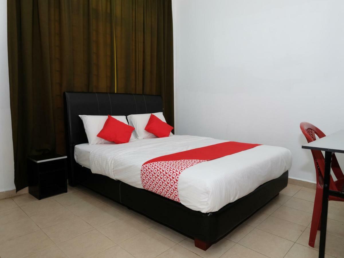 OYO 905 Hotel De'light Villa Kota Bharu Buitenkant foto